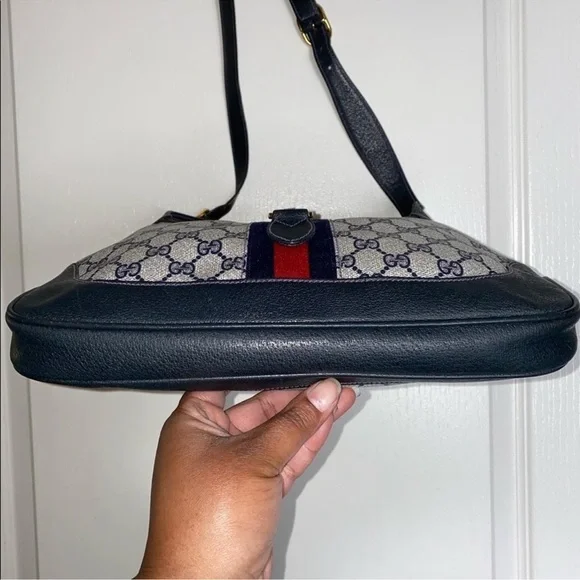 Vintage Gucci Jackie - Picture 7 of 16